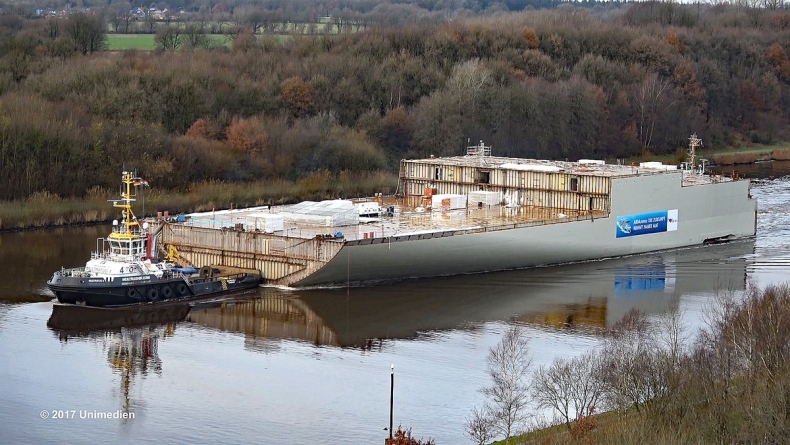 Pierwszy na świecie wycieczkowiec napędzany LNG rośnie w oczach (wideo) - GospodarkaMorska.pl