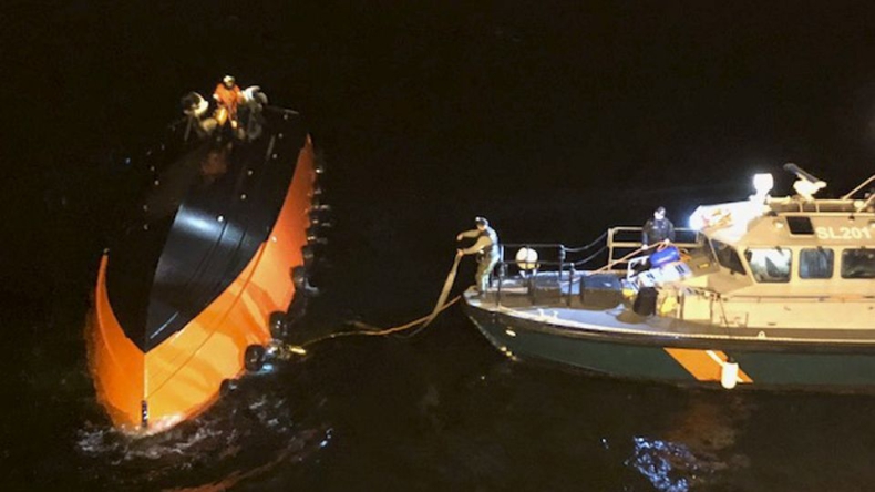 Wypadek łodzi pilotowej na Zatoce Fińskiej. Nie żyją dwie osoby - GospodarkaMorska.pl