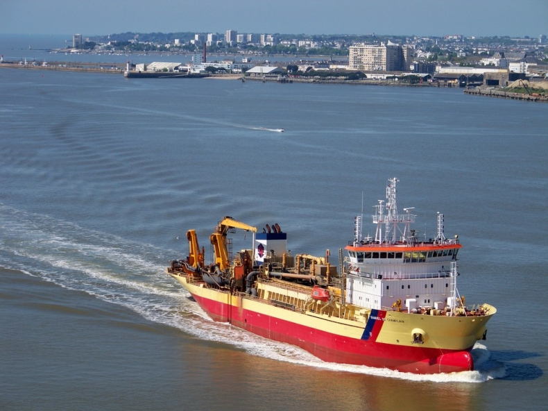 Damen wykona pierwszą konwersję europejskiej pogłębiarki na paliwo LNG - GospodarkaMorska.pl