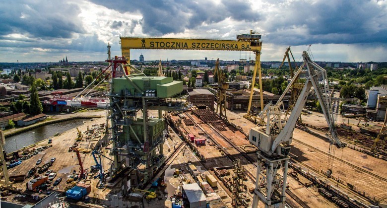 Morawiecki: Odbudowa przemysłu stoczniowego w Szczecinie ruszyła pełną parą - GospodarkaMorska.pl
