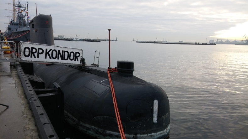 ORP Kondor po raz ostatni opuścił banderę. W przyszłym roku służbę w MW zakończy kolejny okręt podwodny (foto, wideo) - GospodarkaMorska.pl