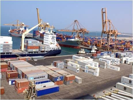 Koalicja pod wodzą Arabii Saudyjskiej utrzyma port Al-Hudajda otwarty - GospodarkaMorska.pl