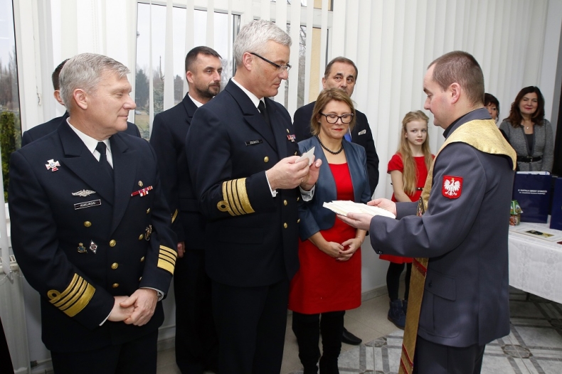 Marynarski opłatek w 8. FOW - GospodarkaMorska.pl