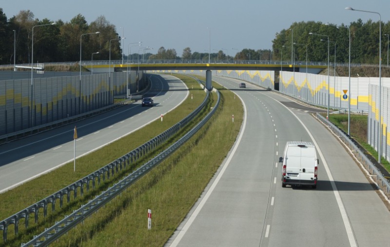 Podpisano umowę na budowę drogi S61 na odcinku Łomża Południe-Łomża Zachód - GospodarkaMorska.pl