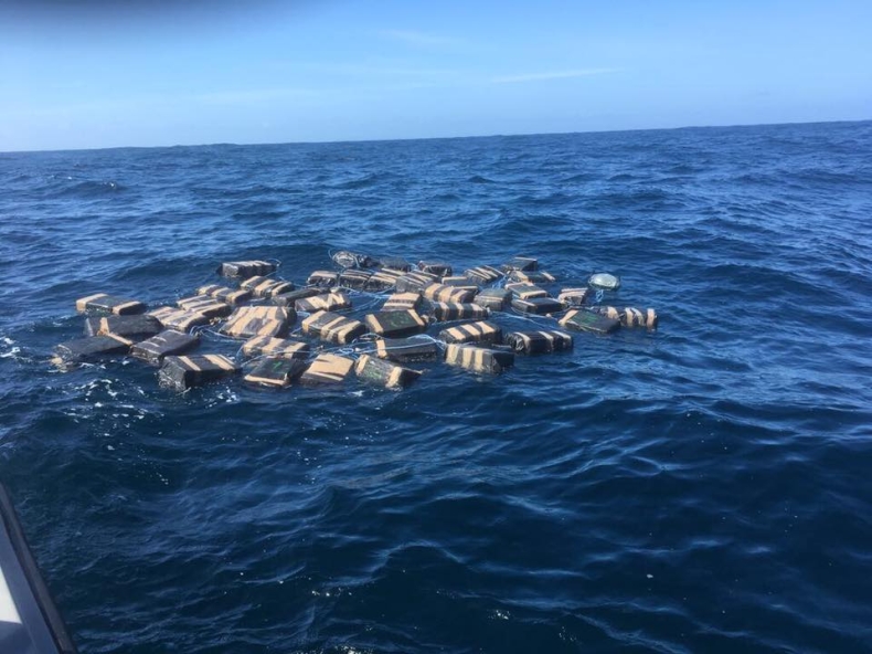 Skonfiskowano ponad tonę kokainy - GospodarkaMorska.pl