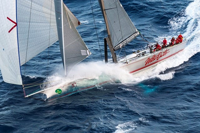 Regaty Sydney-Hobart – Wild Oats XI pierwszy na mecie z rekordem trasy - GospodarkaMorska.pl