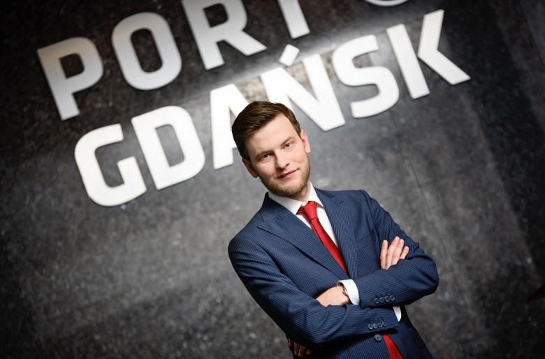 „Zostałem wrzucony na głęboką wodę” - rozmawiamy z Patrykiem Felmetem, nowym dyrektorem ds. rozwoju w zarządzie Portu Gdańsk - GospodarkaMorska.pl