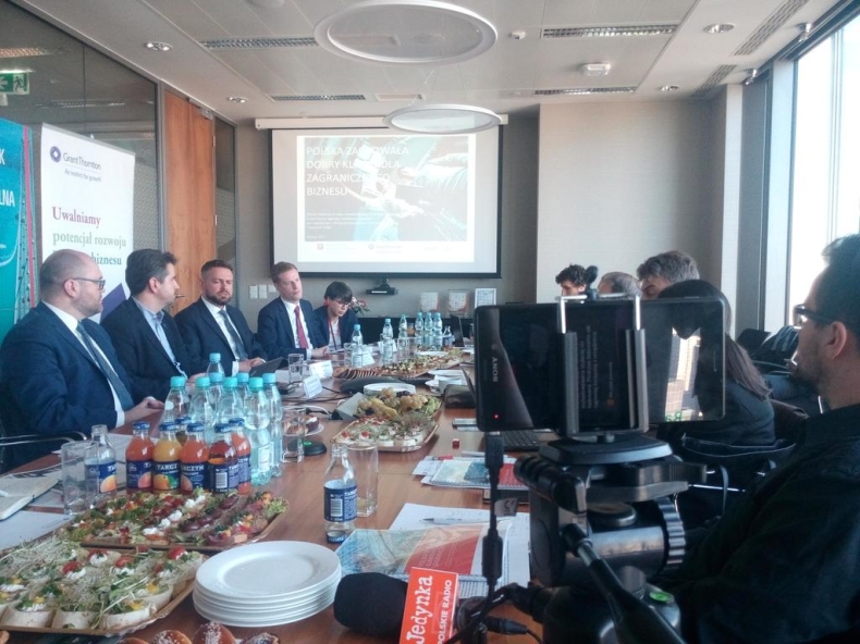 PAIH: 92 proc. inwestorów uważa Polskę za dobre miejsce do inwestowania - GospodarkaMorska.pl