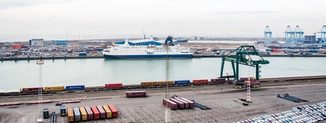 Rekordowy rok dla P&O Ferries na trasie Zeebrugge-Tilbury - GospodarkaMorska.pl