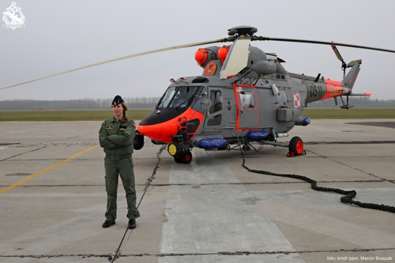 Pierwsza kobieta pilot w dyżurach SAR - GospodarkaMorska.pl