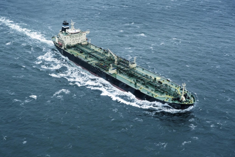 Utracono kontakt z brytyjskim tankowcem. Podejrzani piraci - GospodarkaMorska.pl