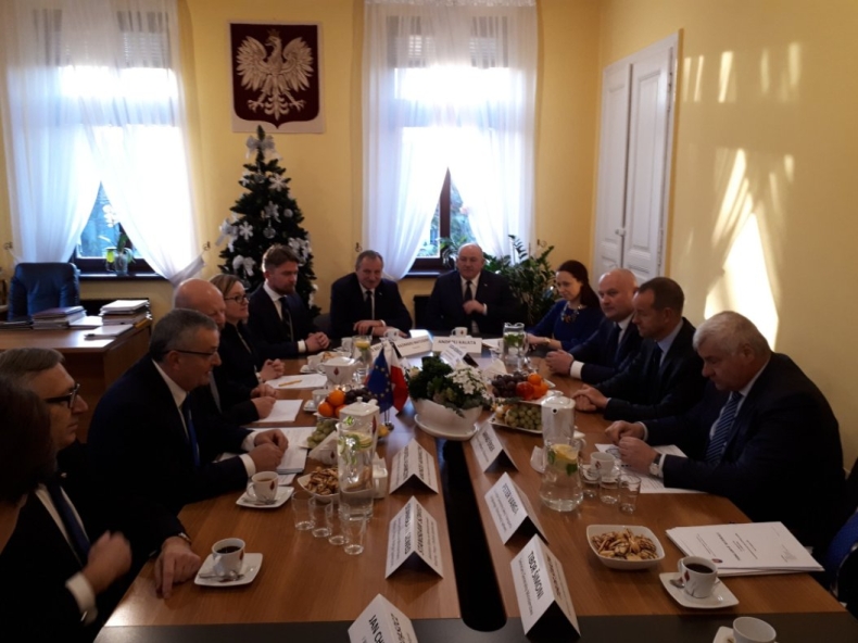 Podpisano polsko-słowackie memorandum ws. inwestycji transportowych - GospodarkaMorska.pl