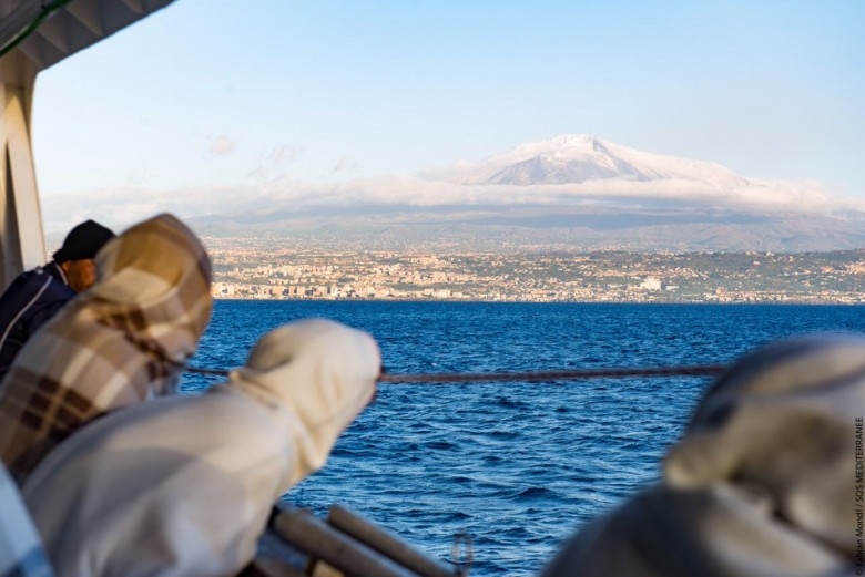 Mogherini: UE chce wspomóc szybką ewakuację 10 tys. migrantów z Libii - GospodarkaMorska.pl