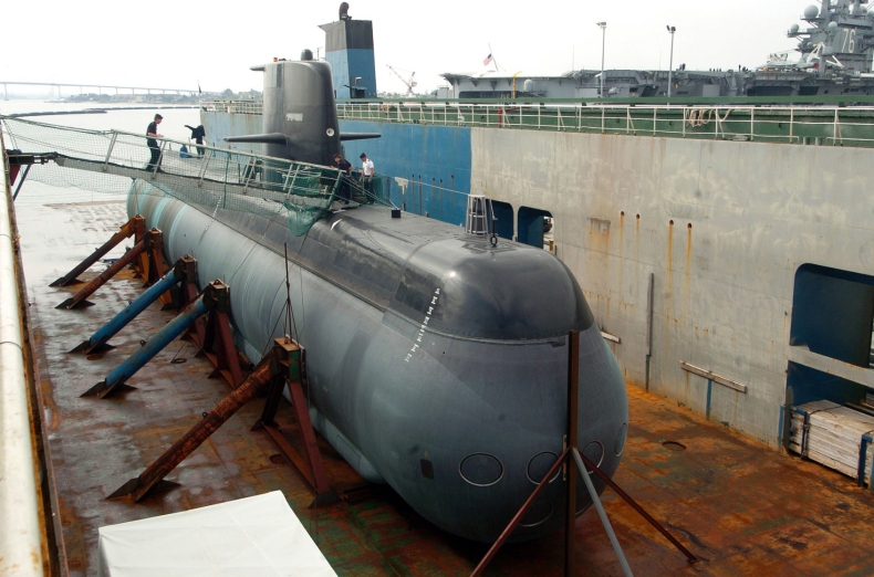 Szwecja odkupiła bazę okrętów podwodnych - GospodarkaMorska.pl