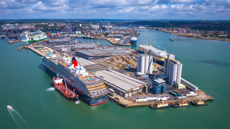 Port Southampton utracił ważny serwis aliansu 2M - GospodarkaMorska.pl