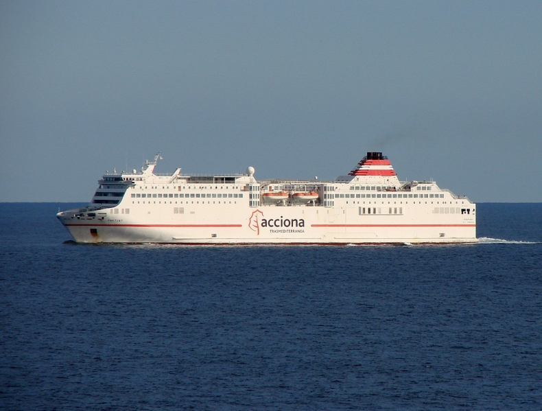 Nowy prom dla Trasmediterránea coraz bliżej - GospodarkaMorska.pl