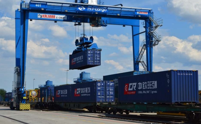 Rekordowa liczba pociągów między Chinami a Europą - GospodarkaMorska.pl