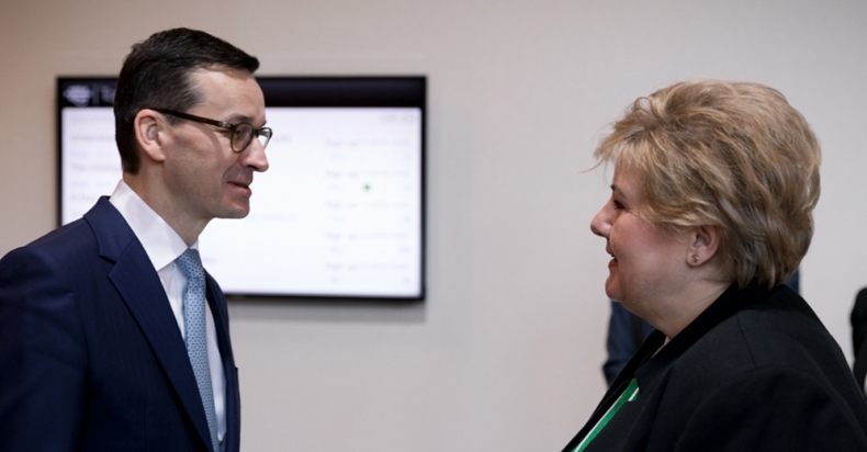 Davos: Morawiecki rozmawiał z premier Norwegii m.in. o gazie - GospodarkaMorska.pl