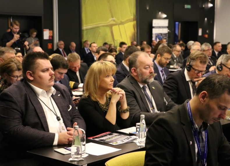 Porty morskie a obronność RP - GospodarkaMorska.pl