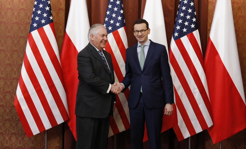 Rozpoczęło się spotkanie premiera z sekretarzem stanu USA - GospodarkaMorska.pl