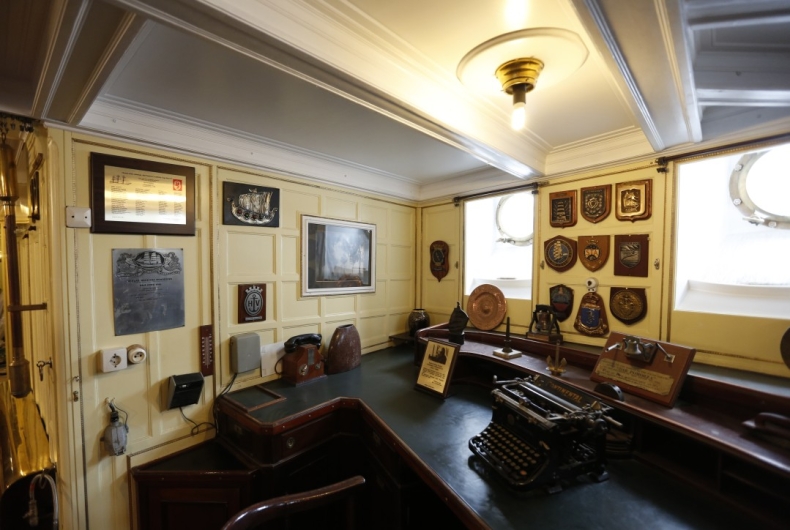 NMM po sezonie zimowym otwiera statki dla gości. Dar Pomorza przeszedł remont - GospodarkaMorska.pl