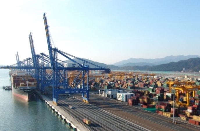 Większe przeładunki w południowokoreańskich portach w 2017 roku - GospodarkaMorska.pl