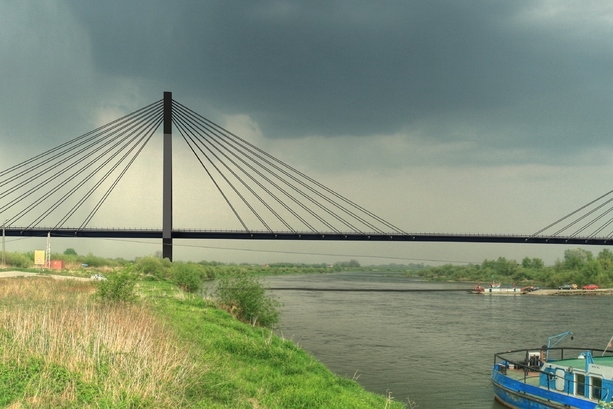 Siedem ofert w przetargu na most na Wiśle łączący Małopolskę i Świętokrzyskie - GospodarkaMorska.pl