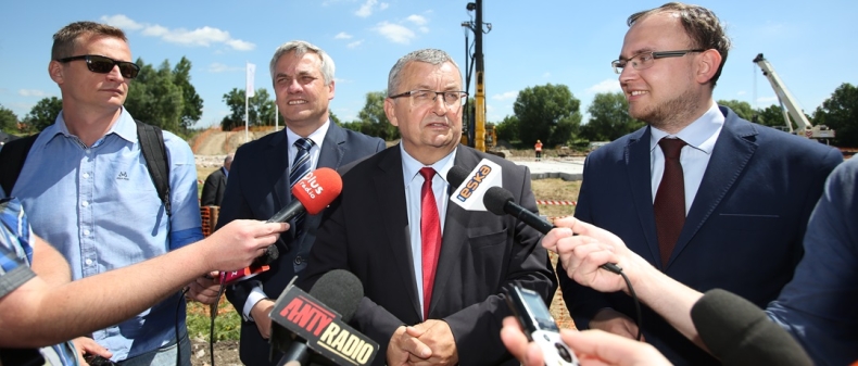 Adamczyk: liczymy na szybkie włączenie Via Carpatii do bazowej transeuropejskiej sieci transportowej - GospodarkaMorska.pl