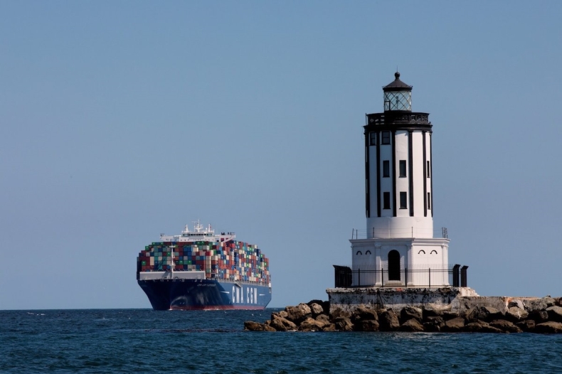 Port Los Angeles przeładował 9,3 mln TEU w zeszłym roku - GospodarkaMorska.pl