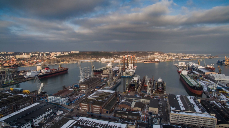 Pracowity miesiąc w SR Nauta w Gdyni. Zajęte są wszystkie doki (foto, wideo) - GospodarkaMorska.pl