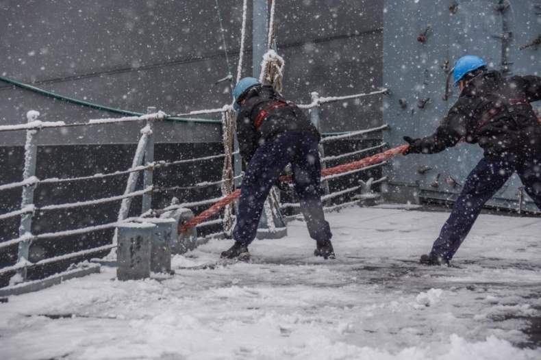 ORP Gen. K. Pułaski szkoli się w arktycznych warunkach (foto) - GospodarkaMorska.pl