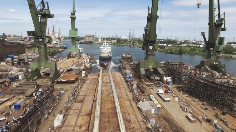 Ryzyko umów z podwykonawcą zatrudniającym nielegalnie cudzoziemców - GospodarkaMorska.pl