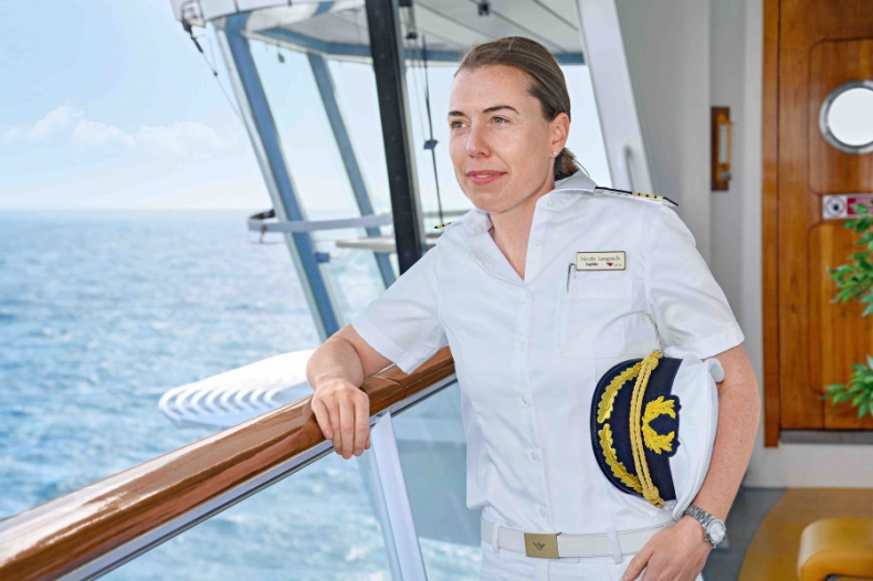 Pierwsza kapitan w AIDA Cruises - GospodarkaMorska.pl