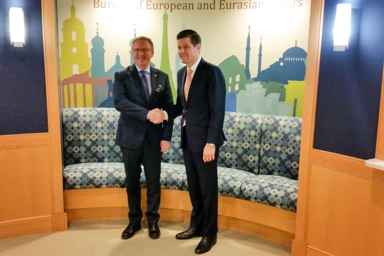 Szczerski po rozmowie W. Mitchellem: Możemy mówić o rozwoju relacji polsko-amerykańskich - GospodarkaMorska.pl