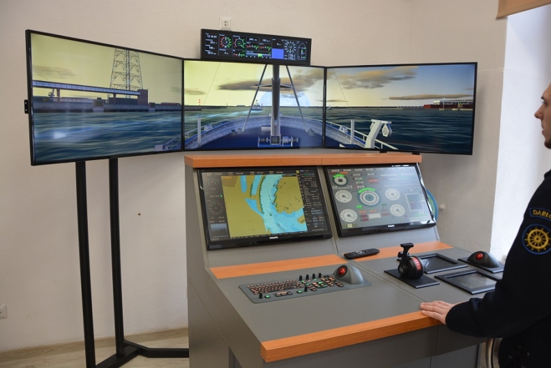 Darłowo: Nowoczesne kształcenie nawigatorów dzięki dotacji z RPO - GospodarkaMorska.pl