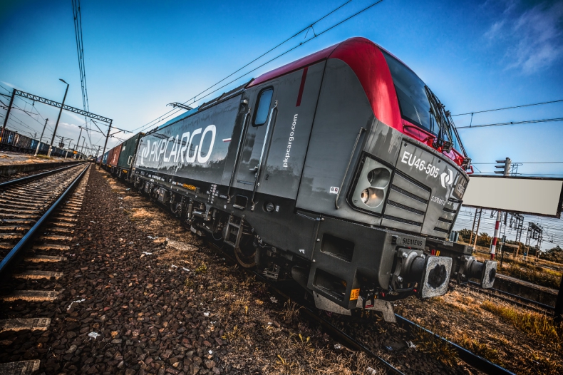 PKP Cargo wystąpiły o 400 mln zł dofinansowania intermodalu środkami z UE - GospodarkaMorska.pl