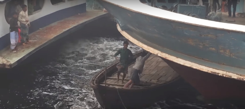 Szalony port w Bangladeszu (wideo) - GospodarkaMorska.pl