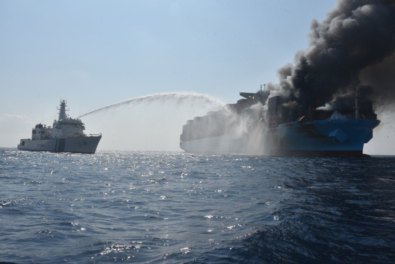 Kontenerowiec Maersk Honam zostanie odholowany do Jebel Ali - GospodarkaMorska.pl