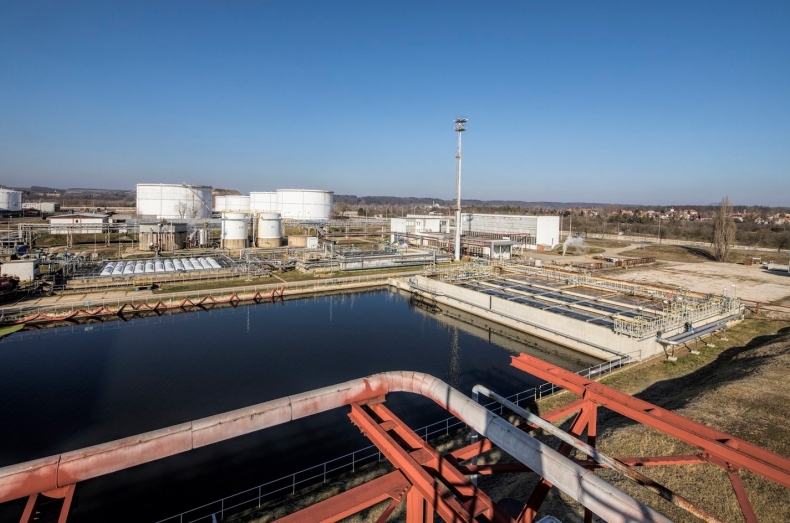 Rumunia: 5 ofiar wybuchu w rafinerii w Czechach to obywatele rumuńscy - GospodarkaMorska.pl