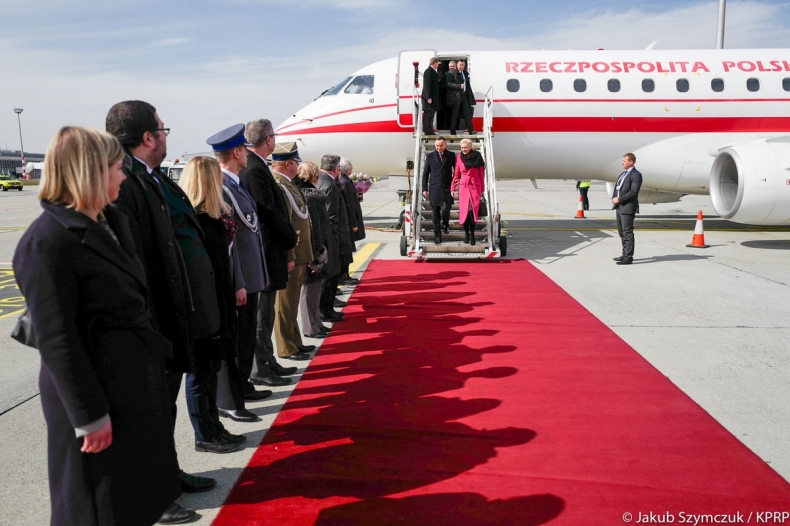 Węgry/Prasa po wizycie Dudy: Polska może liczyć na weto Węgier - GospodarkaMorska.pl