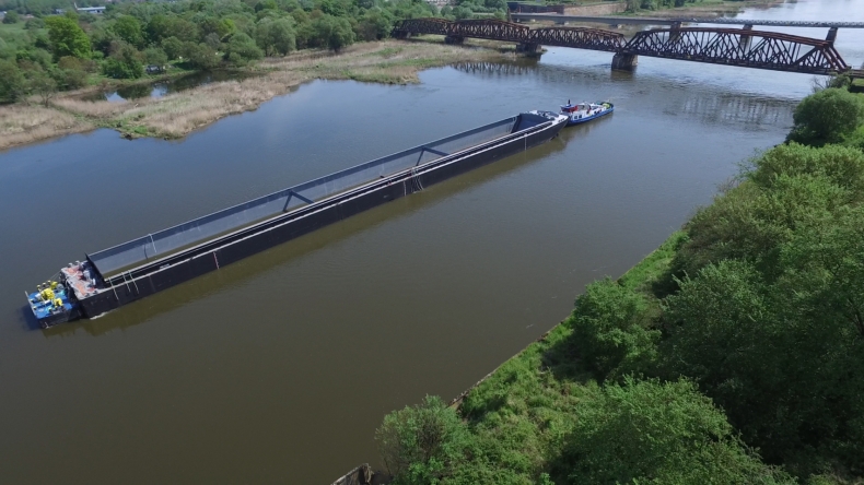 Kwiecień pod znakiem żeglugi śródlądowej [foto,wideo] - GospodarkaMorska.pl