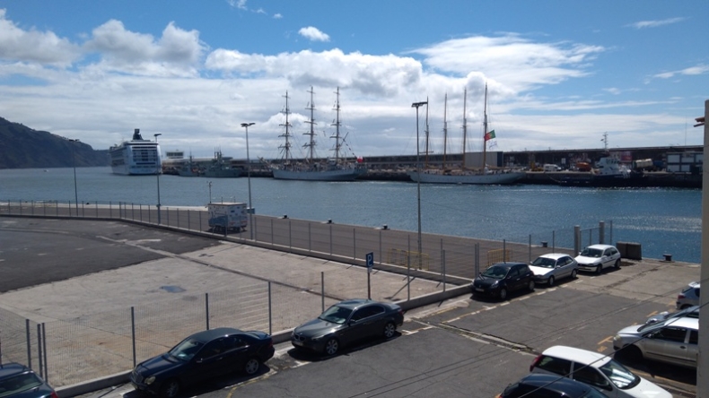 Komendant Daru Młodzieży melduje z Madery - GospodarkaMorska.pl