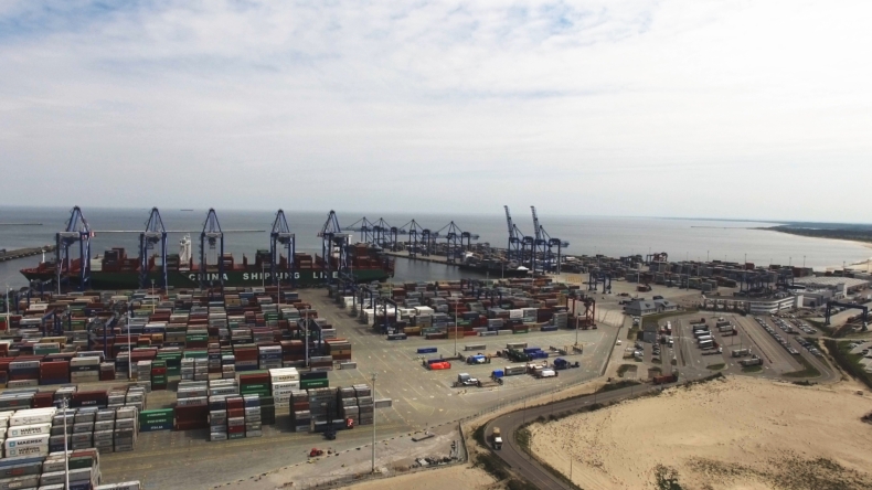 Towary do Polski powinny trafiać przez polskie porty (foto, wideo) - GospodarkaMorska.pl