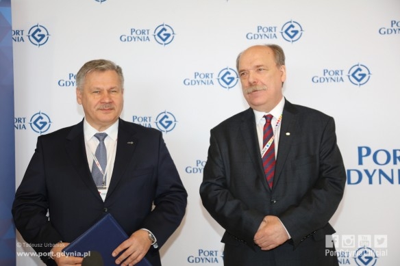 List intencyjny w sprawie współpracy pomiędzy Polskimi Kolejami Państwowymi S.A. a Zarządem Morskiego Portu Gdynia S.A. - GospodarkaMorska.pl