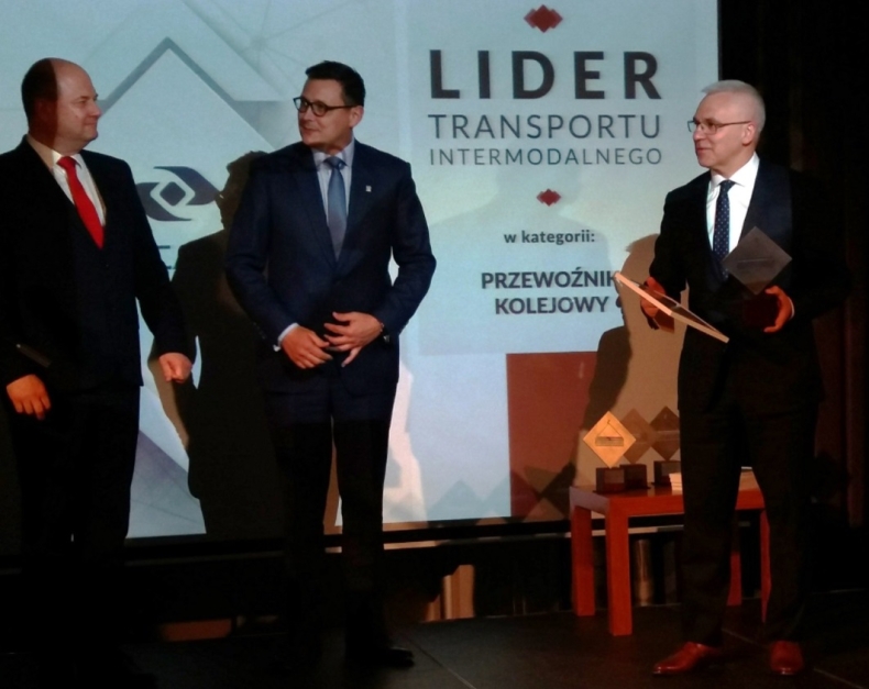 Spółki z Grupy PKP CARGO liderami transportu intermodalnego - GospodarkaMorska.pl