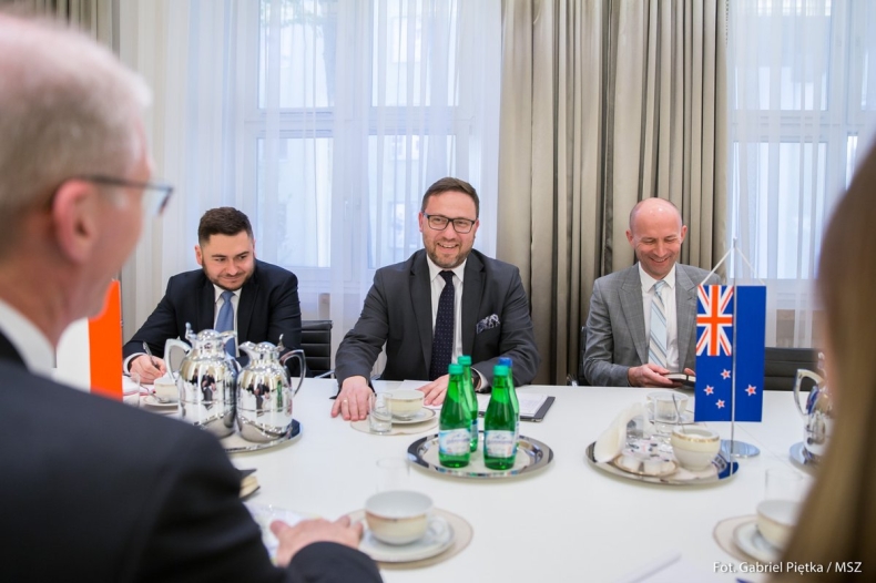 Szczerski spotkał się z wiceszefem MSZ Nowej Zelandii - GospodarkaMorska.pl