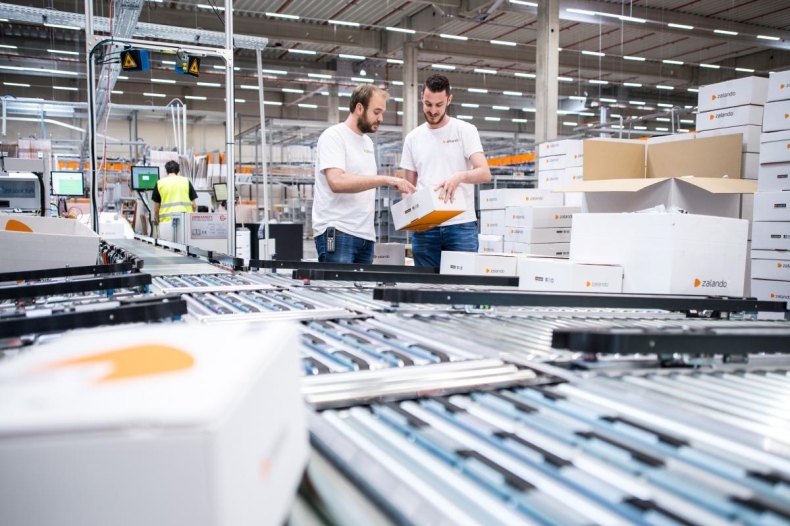 W Głuchowie k. Łodzi powstaje centrum logistyczne. Tysiąc nowych miejsc pracy - GospodarkaMorska.pl