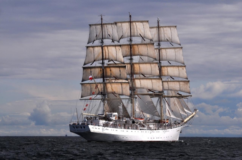 Oficjalny harmonogram Rejsu Niepodległości - GospodarkaMorska.pl