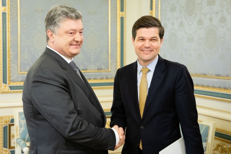 Mitchell: Ingerencja Rosji w wybory na Ukrainie przyniesie nowe sankcje - GospodarkaMorska.pl