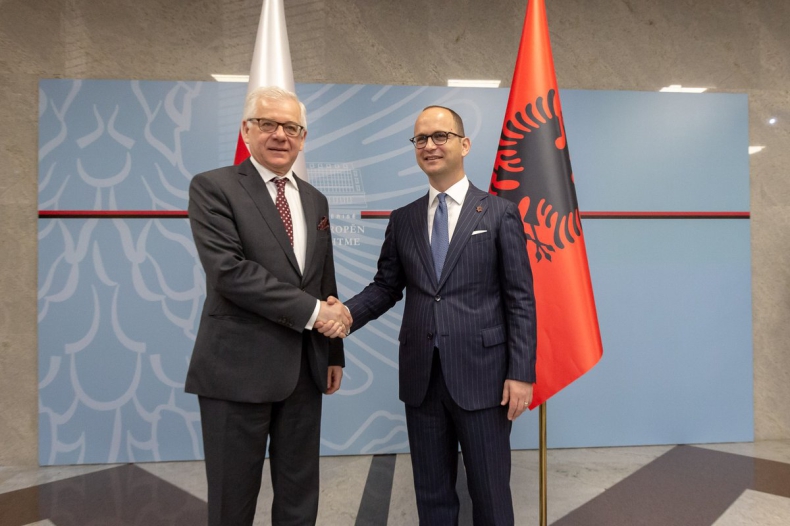 Czaputowicz: Społeczeństwu Albanii należy dać sygnał otwartości UE - GospodarkaMorska.pl